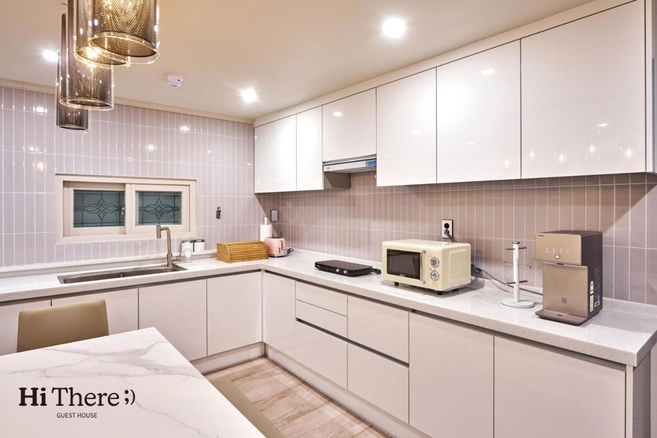 Hithere Guesthouse Seoul Bagian luar foto