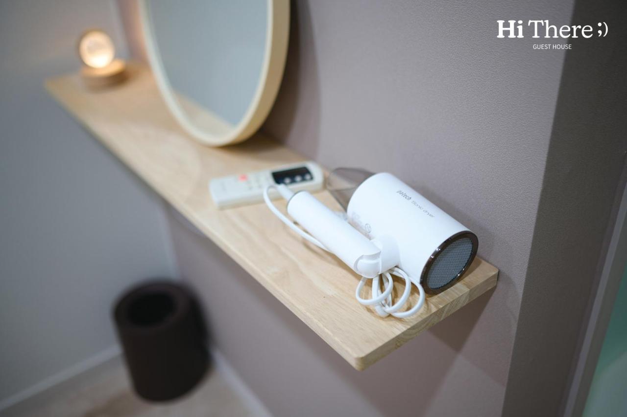 Hithere Guesthouse Seoul Bagian luar foto